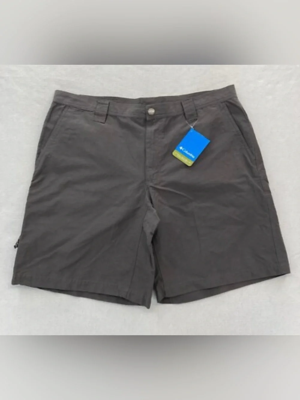 Columbia Men's  casual gray Performance Shorts size 40 W NWT
